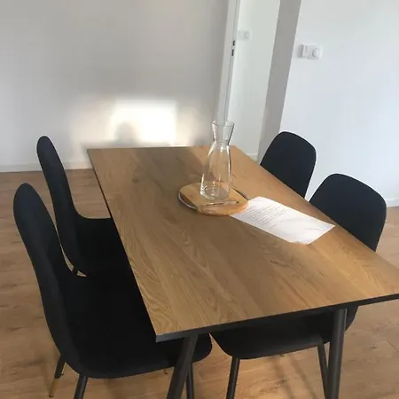 4 Couchages, Climatisé A 150m De La Route Des Sanguinaires, Parking Privé * Ajaccio (Corsica)