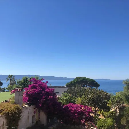 4 Couchages, Climatisé A 150m De La Route Des Sanguinaires, Parking Privé * Ajaccio (Corsica)