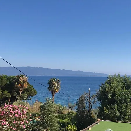 4 Couchages, Climatisé A 150m De La Route Des Sanguinaires, Parking Privé