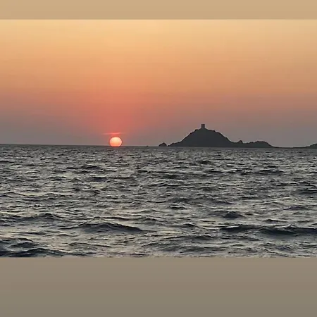 4 Couchages, Climatisé A 150m De La Route Des Sanguinaires, Parking Privé