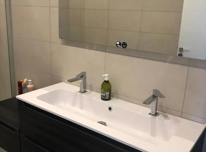 4 Couchages, Climatise A 150m De La Route Des Sanguinaires, Parking Prive