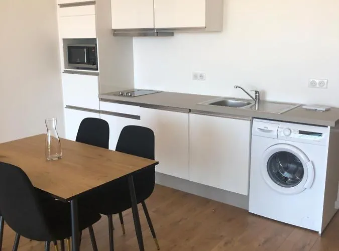 4 Couchages, Climatise A 150m De La Route Des Sanguinaires, Parking Prive * Ajaccio (Corsica)