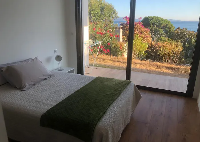 4 Couchages, Climatisé A 150m De La Route Des Sanguinaires, Parking Privé Ajaccio (Corsica)