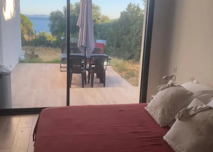 Appartement 4 Couchages, Climatisé A 150m De La Route Des Sanguinaires, Parking Privé *