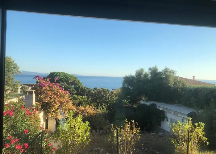 4 Couchages, Climatisé A 150m De La Route Des Sanguinaires, Parking Privé Appartement *