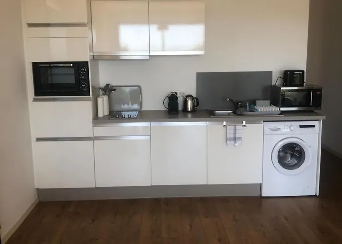 Appartement 4 Couchages, Climatisé A 150m De La Route Des Sanguinaires, Parking Privé *