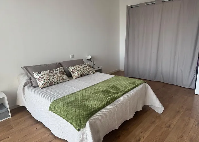 4 Couchages, Climatisé A 150m De La Route Des Sanguinaires, Parking Privé Appartement *
