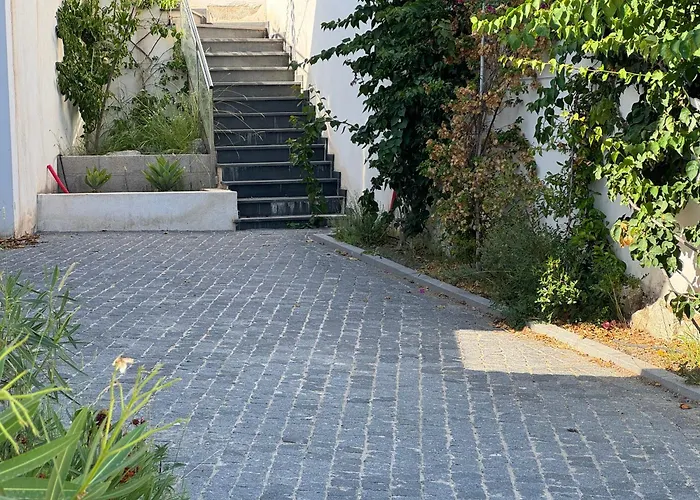 4 Couchages, Climatisé A 150m De La Route Des Sanguinaires, Parking Privé *